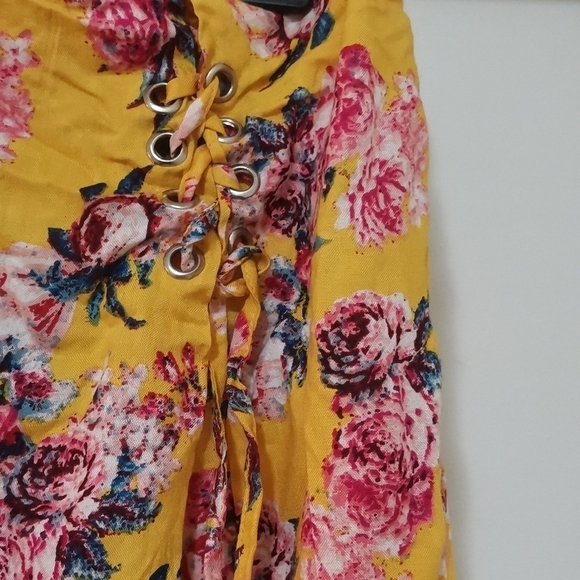 NWT HAPPY LEGS PANT. - Picture 7 of 7